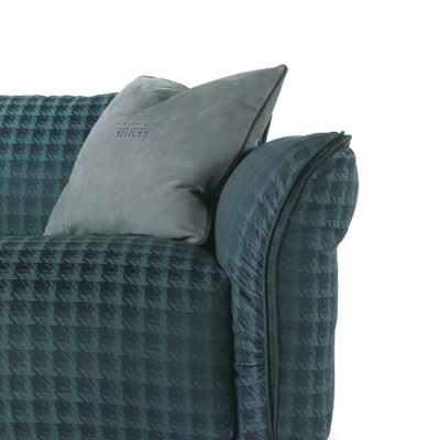 CLAPTON-Armchair-Gianfranco-Ferré-Home-402153-relf47f1fe5.jpg