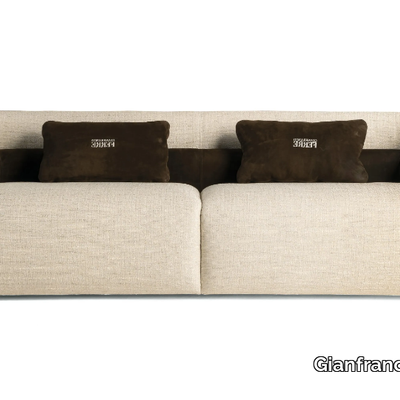 MALCOLM-Sofa-Gianfranco-Ferré-Home-635857-reldb6d4107.jpg