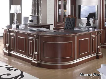 h_executive-desk-guerra-vanni-627884-reld00c3761.jpg