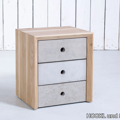 HOOKL-und-STOOL_CONCRETE_57HLIleBg.jpeg