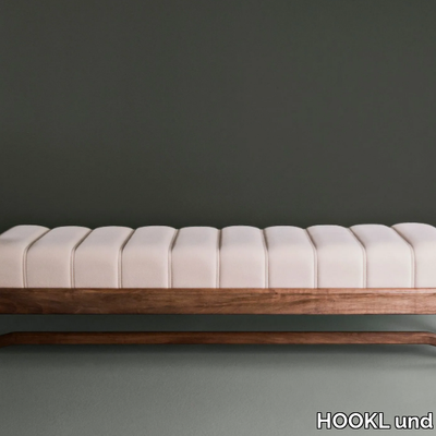 SCENA-HOOKL-und-STOOL-329022-rel5b49ce8a.jpg