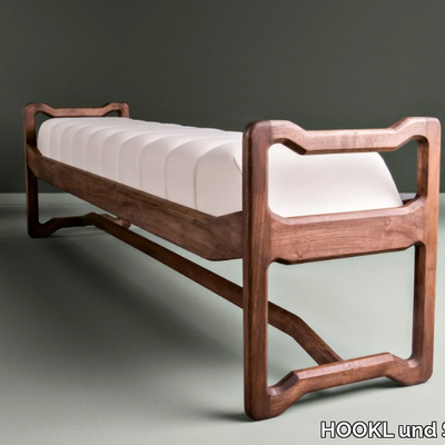 SCENA-HOOKL-und-STOOL-329022-rel29b5d4a9.jpg