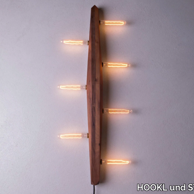 PRAYER-HOOKL-und-STOOL-329037-relb7201979.jpg