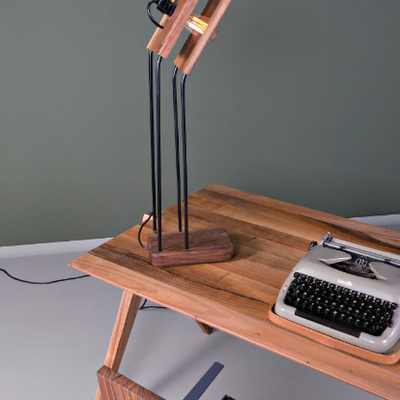 cer-hookl-und-stool-329038-rele1002375.jpg