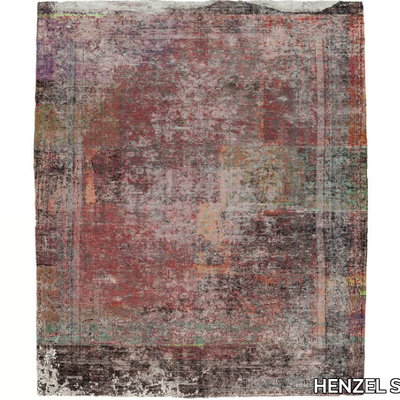 CHELAN-WAY-MALAGA-EDIT-HENZEL-STUDIO-517220-rele0c17e00.jpg