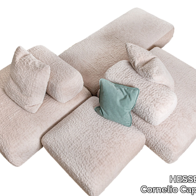 HESSENTIA--Cornelio-Cappellini_CHOLET_xccNPWcsPP.jpeg
