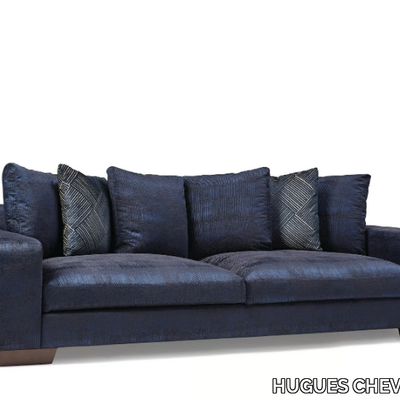 STUDIUM-Sofa-HUGUES-CHEVALIER-155910-relf3d42fd3.jpg