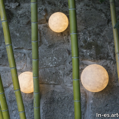A-MOON-OUT-In-es-artdesign-310697-rel8e744b28.jpg