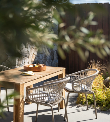 tecca-square-table-jardinico-573576-rel72d044ea.jpg