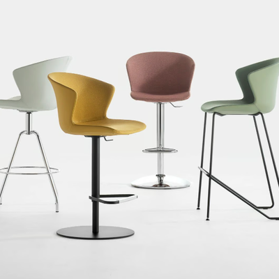 KICCA-PLUS-Trestle-based-stool-Kastel-610868-rel2081a21b.jpg