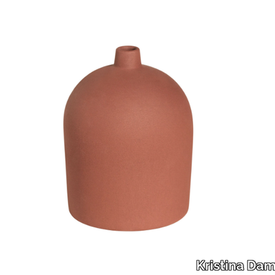 DOME-VASE-SMALL-Vase-Kristina-Dam-Studio-264778-rel9d80171f.jpg