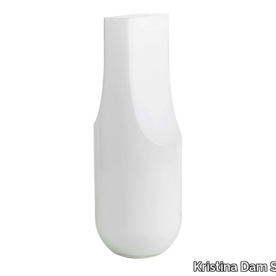 SERIF-Vase-Kristina-Dam-Studio-625361-rela0a45acc.jpg