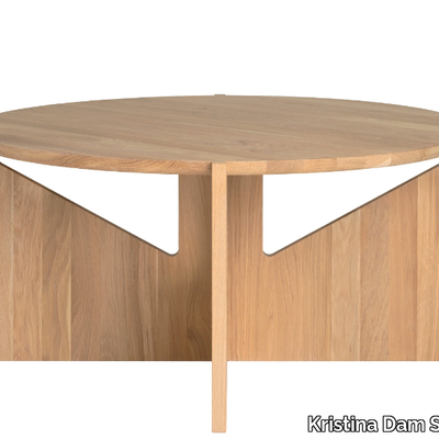 TABLE-XL-Kristina-Dam-Studio-310930-relf6d363c4.jpg