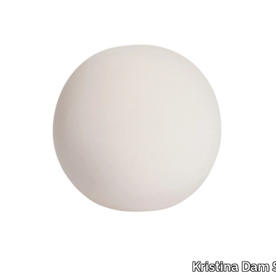 globe-kristina-dam-studio-571820-rele2b29ec5.jpg