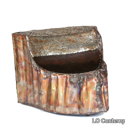 LO-Contemporary_THRONE_Mlov6wI7xx.jpeg