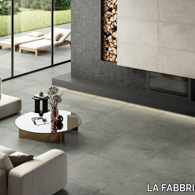 HURBAN-GRAY-LA-FABBRICA-AVA-642892-relbb050638.jpg