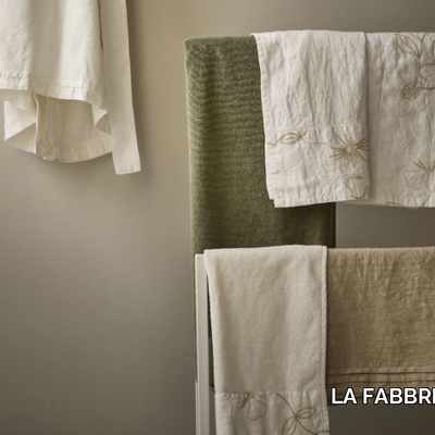 narciso-bath-towel-la-fabbrica-del-lino-by-bergianti-pagliani-556971-rel58cdce3f.jpg
