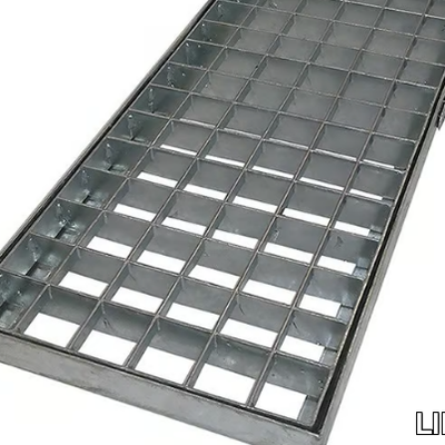 LIGHT-DUTY-HEEL-PROOF-GRATING-LINK-industries-288046-rel360520c4.jpg