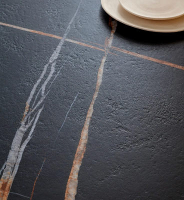 SAHARA-NOIR-EXTRA-BOCCIARDATO-Laminam-553303-rel5d88d400.jpg