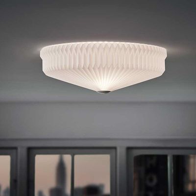 leklint30_ceiling_wall_lamp_plafond_lifestyle1_d28138dd-ec7e-4e82-aaa0-5a2d00e18c5c.jpg