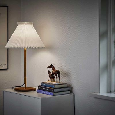 leklint328_table_lamp_lightoak_lifestyle6.jpg