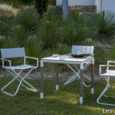 BASTINGAGE-Square-table-Les-Jardins-415809-rela8fa2b7f.jpg