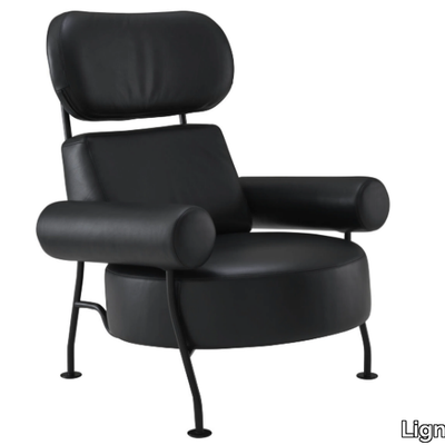 Ligne-Roset_ASTAIR_oY11152Frw.jpeg