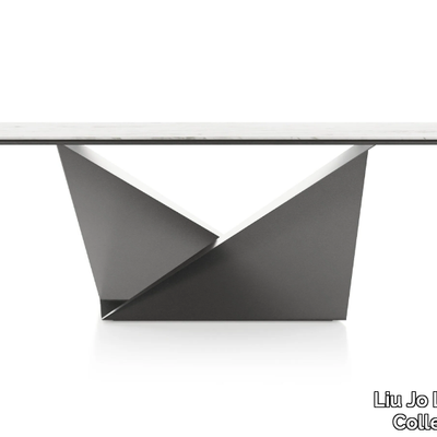 FOLDS-Liu-Jo-Living-Collection-430957-rel629ca118.jpg