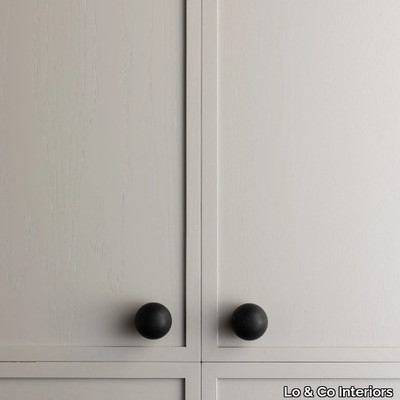 HUBBLE-Nero-Marquina-marble-furniture-knob-Lo-Co-Interiors-641323-rela0ce83f2.jpg