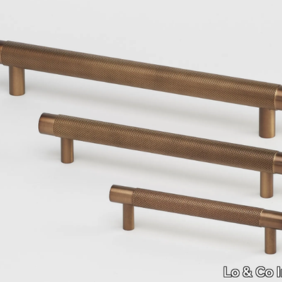 furniture-handle-lo-co-interiors-641735-rel89a21387.jpg