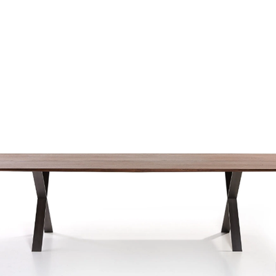LAX-Table-more-234004-rel59775422.jpg