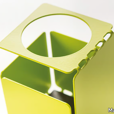 pen-holder-clen-sa-manade-264108-relb46dc379.jpg