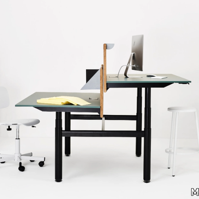 APOLLO-Office-workstation-Manerba-436498-rel9f9e3b6.jpg