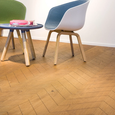 CARVING-CHEVRON-I-BRUSHED-NATURAL-mafi-Naturholzboden-397528-rel118420b8.jpg