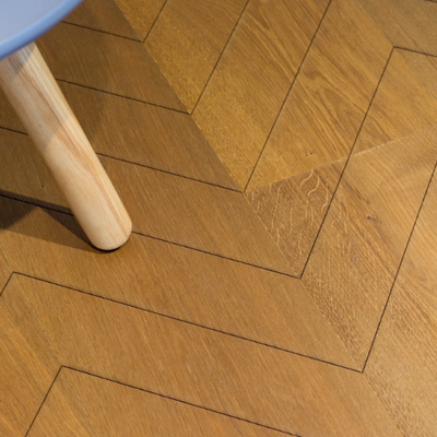CARVING-CHEVRON-I-BRUSHED-NATURAL-mafi-Naturholzboden-397528-relcda79858.jpg