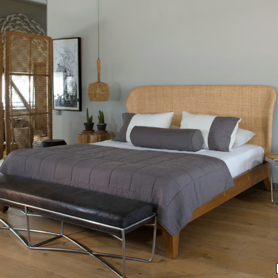hug-double-bed-mia-collections-606306-rel5d90f0a6.jpg
