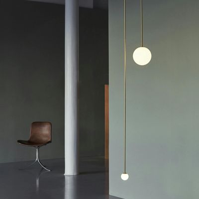 f90fbd97-5e4b-4323-877f-9806a05717c5_6-michaelanastassiades-mobilechandelier7.jpg