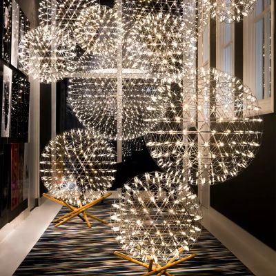 Moooi-Amsterdam-Brandstore-Raimond-II-Cloud.webp