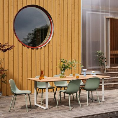 26079-en-70-70-outdoor-table-sapele-mahogany-grey-raise-silent-20-ease-fiber-side-outdoor-dusty-green-muuto-org.tif