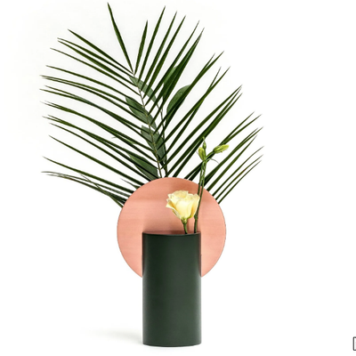 malevich-vase-cs1-noom-362482-rel839832cd.jpg