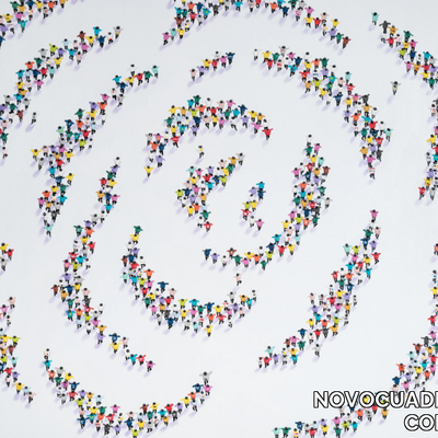people-spiral-novocuadro-sl-424185-rel33d05117.jpg