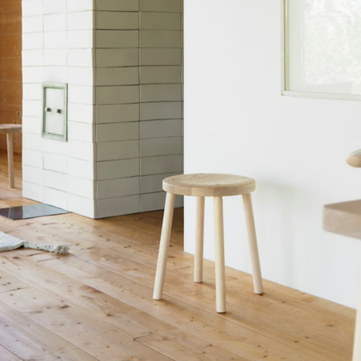storia-low-stool-nikari-509054-rel336695cc.jpg