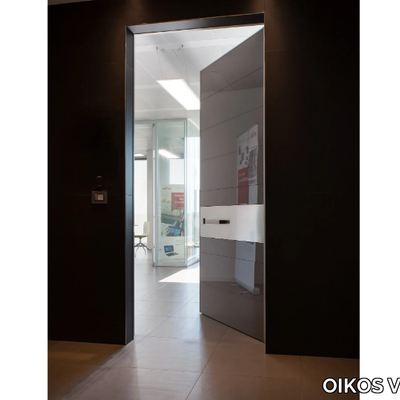 TEKNO-Polished-glass-entry-door-OIKOS-VENEZIA-552722-rel3a2b002d.jpg