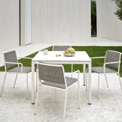 SUMMER-Square-table-POINT-628163-rel77a111b2.jpg