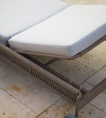 WEAVE-Sun-lounger-POINT-628463-rela6647ba2.jpg