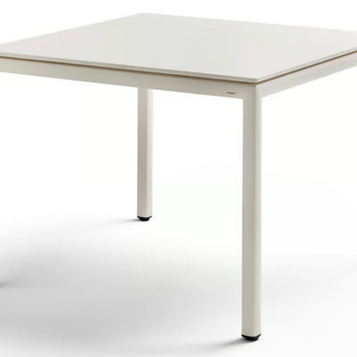 square-table-point-628163-rel6e724ec5.jpg
