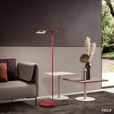 table-square-table-prof-641421-rel2f380163.jpg