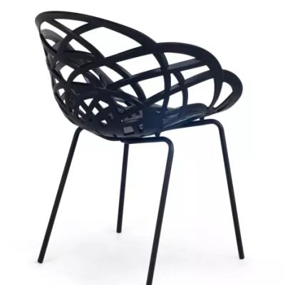 1692115845_black-outdoor-chair-flora.webp