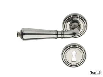 h_mod-800-classique-door-handle-with-lock-pasini-metals-productions-328000-rel92c19857.jpg