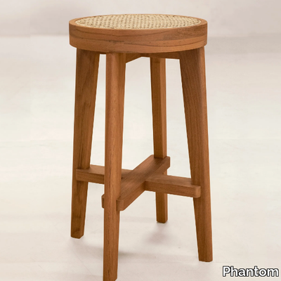 HIGH-STOOL-Phantom-Hands-522187-rel63805ecd.jpg